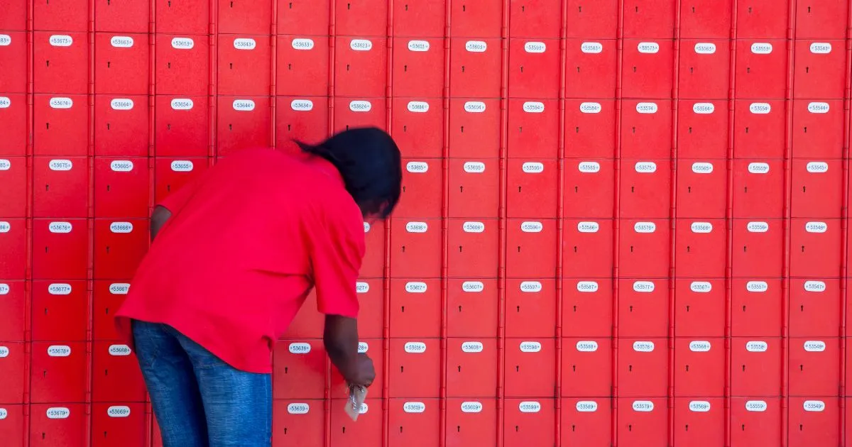 Can I use a PO box as a registered address?