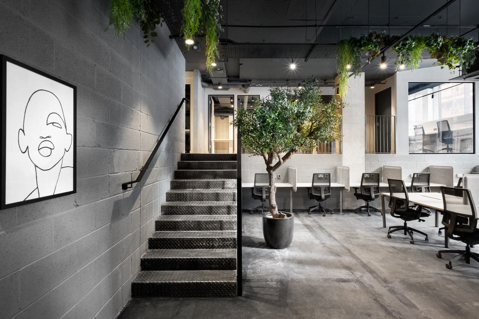 Co working with Stairs-nwm