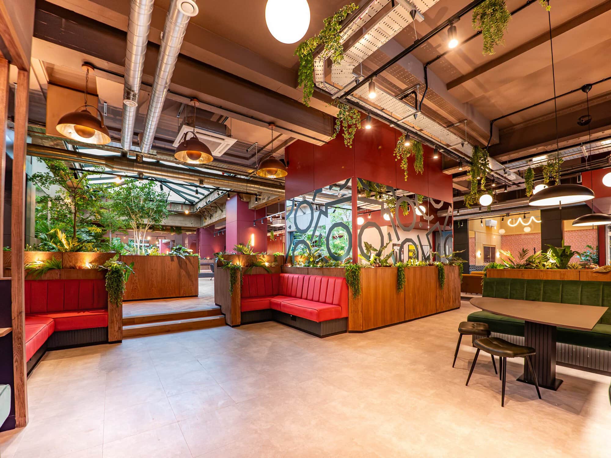 Colony King Street Inside